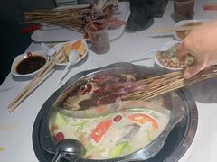 -佰人王串串香火锅(洋珠巷店)