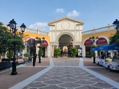 -佛罗伦萨小镇广佛名品奥特莱斯(疏港路店)