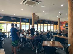 -12 Rocks Beach Bar Cafe