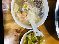 -皮蛋弟砂锅店(总店)