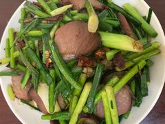 蒜苗炒腊肉-海关荤豆花(洋河一路店)