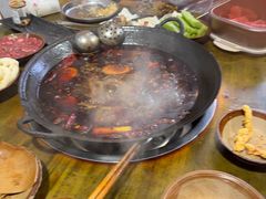-黄潇洒老火锅(九眼桥宏济巷店)