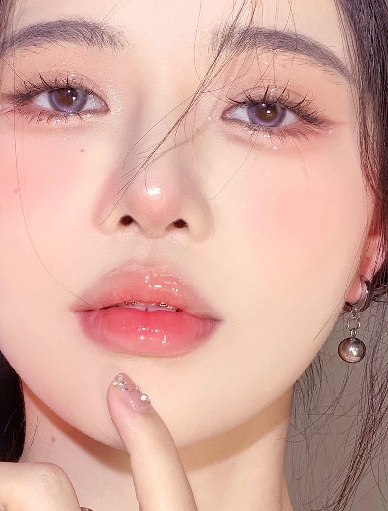 纯欲甜美约会妆