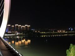 -南京眼步行桥