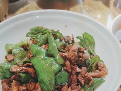 -聚鑫朋酸菜肥肠(九龙仓店)