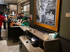 -星巴克臻选(南京金茂览秀城店)