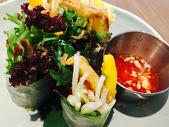 牛油果软壳蟹米纸卷-CHINCHIN 青青·泰国料理(万象食家店)