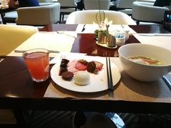 -中航泊悦酒店·云庭咖啡厅(虹桥机场T2店)