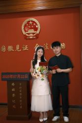 -红馆妆造(中央大街店)