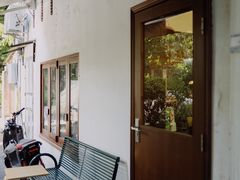 -SAFARI COFFEE