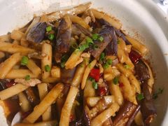 年糕茄子煲-胖大嫂渔家排档·全海景餐厅(渔村店)