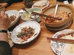 -山茶云南菜(永安里店)