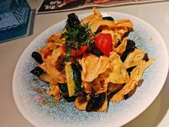 -小酒吧烧烤(爱建店)
