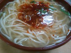 -亮亮面馆(经六路店)