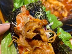 海苔-红辣椒八爪鱼特色韩国料理