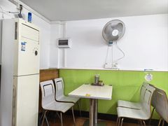 -荣记煲仔饭(高庙路店)