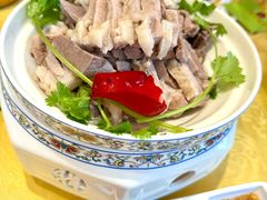 草原手把肉-德乐海蒙餐