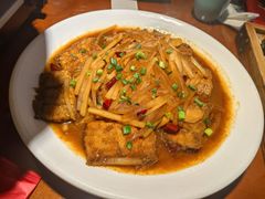 -魏铭鱼头捞饭(晋阳路店)