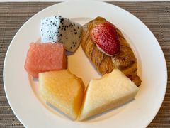 -深圳国际会展中心希尔顿酒店(前海华发冰雪世界店)