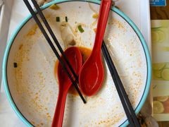 -何记花甲(海岸城旗舰店)