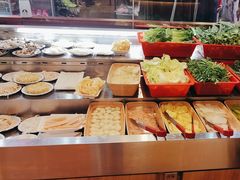 -罗二娘·鲜切牛自助火锅(罗湖东门步行街店)