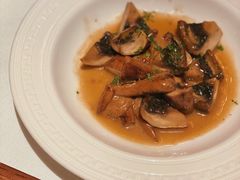 -Mogul Eatery·大亨餐酒馆