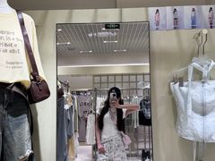 -杭州湖滨银泰in77