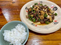 -何永光123鲜牛肉馆(1号店)