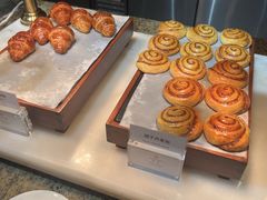 -华邑酒店·鲜艳全日自助餐厅