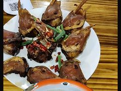 -冶建镜子·老南昌大排档·江西虾王(总店)