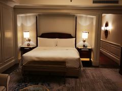 -广州富力丽思卡尔顿酒店