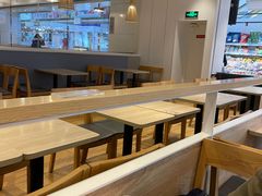 大堂-DQ·蛋糕·冰淇淋(奥林匹克广场店)