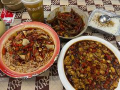 蟹脚捞粉-老三样·旧食新味(万寿宫店)