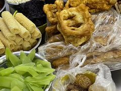 -菊菊小吃店