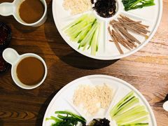 鸡丝凉米线-云海肴·汽锅鸡·云南菜(美罗城店)