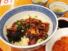 蛤蜊猪肝面-沪西老弄堂面馆(定西路店)