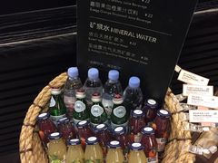 -星巴克臻选(湛江鼎盛广场店)