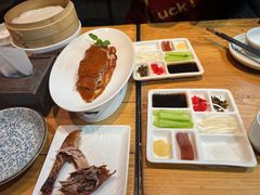 酥香嫩烤鸭-四季民福烤鸭店(前门廊房二条店)