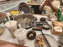 -喃喃椰·糟粕醋·椰子鸡火锅(七堡花园店)