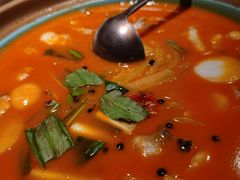 版纳野果酸汤鱼-云海肴·汽锅鸡·云南菜(广安门天虹店)