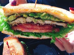 -The Habit Burger Grill 哈比特汉堡(爱琴海店)