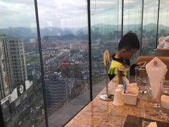 -景瀚大酒店-揽景阁旋转餐厅