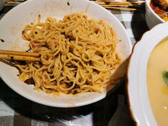 -川人百味·水煮活鱼(赛罕万达店)