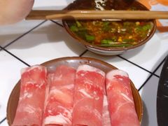 -扎起市井老火锅(乐山总店)