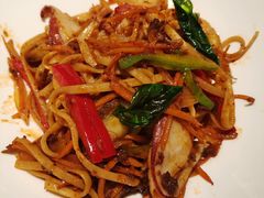 -MONICH牛排融合餐厅(和义大道购物中心店)