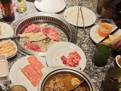 -钱小奴创意自助餐厅·原切谷饲安格斯畅吃(宁波奉化银泰店)