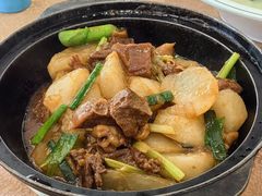 萝卜牛腩-正宗鸡饭粤香酒家(朱村店)