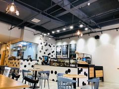 大堂-HELLO 27 意面·沙拉·帕尼尼