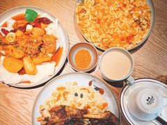 传统沙湾大盘鸡拌皮带面-纳鲁孜·新疆特色餐厅(上海悦荟广场店)