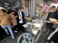-何老二卤汁凉粉